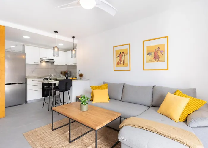 Home2book Modern Seaview & Pool, Americas