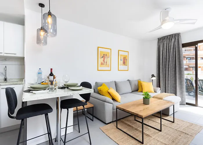 Daire Home2book Modern Seaview & Pool, Americas *