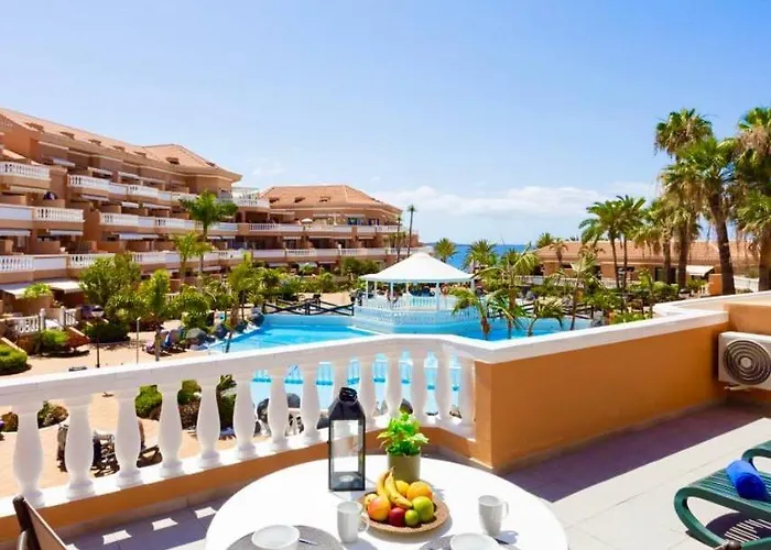 Daire Home2book Modern Seaview & Pool, Americas