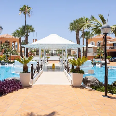 Apartment Home2book Modern Seaview & Pool, Americas *