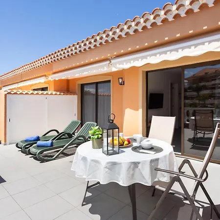 Home2book Modern Seaview & Pool, Americas Lejlighed