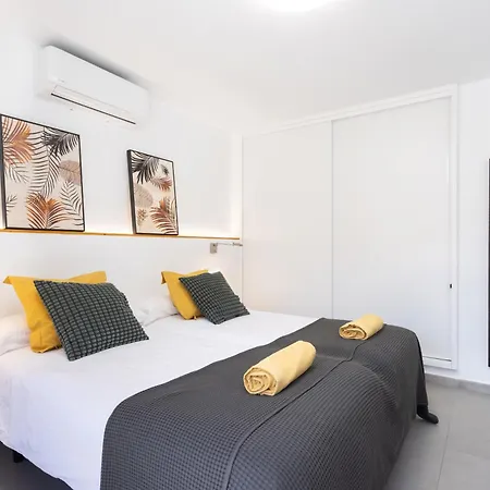 Appartement Home2book Modern Seaview & Pool, Americas