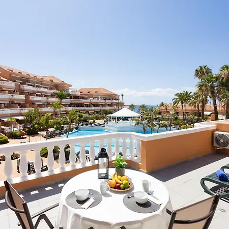 Home2book Modern Seaview & Pool, Americas Apartment *