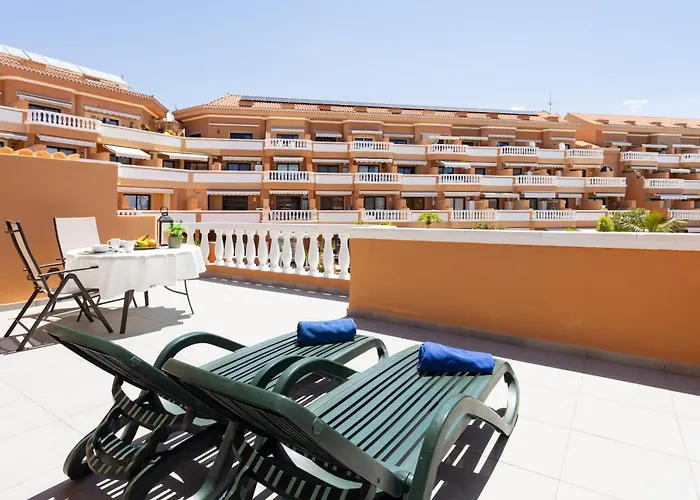 Home2book Modern Seaview & Pool, Americas