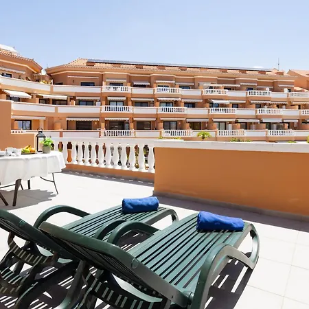 Home2book Modern Seaview & Pool, Americas